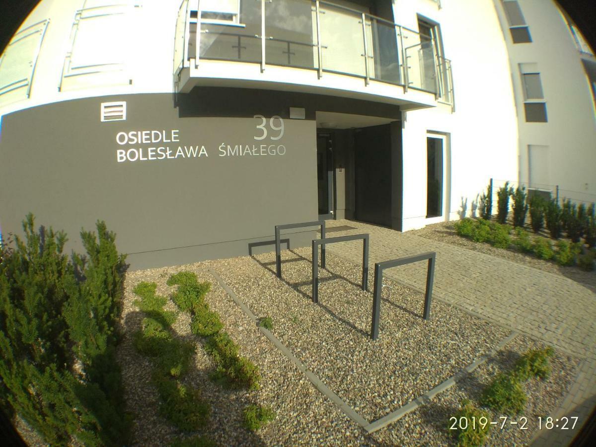 1110 Smialego 39 - Tanie W Apartamencie - Samodzielne Zameldowanie - Self Check In * Poznan